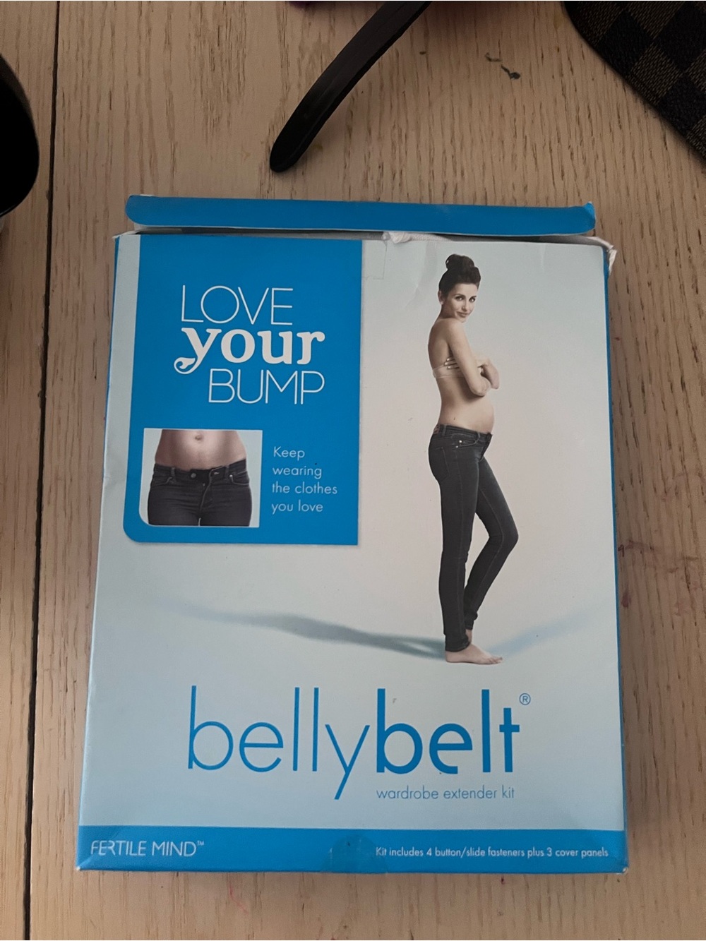 Love Your Bump BellyBelt Wardrobe Extender Kit - Blue & White Packaging